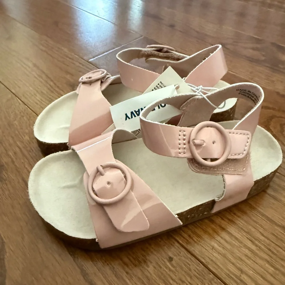 Old Navy Toddler Pink Buckle Sandals size 7